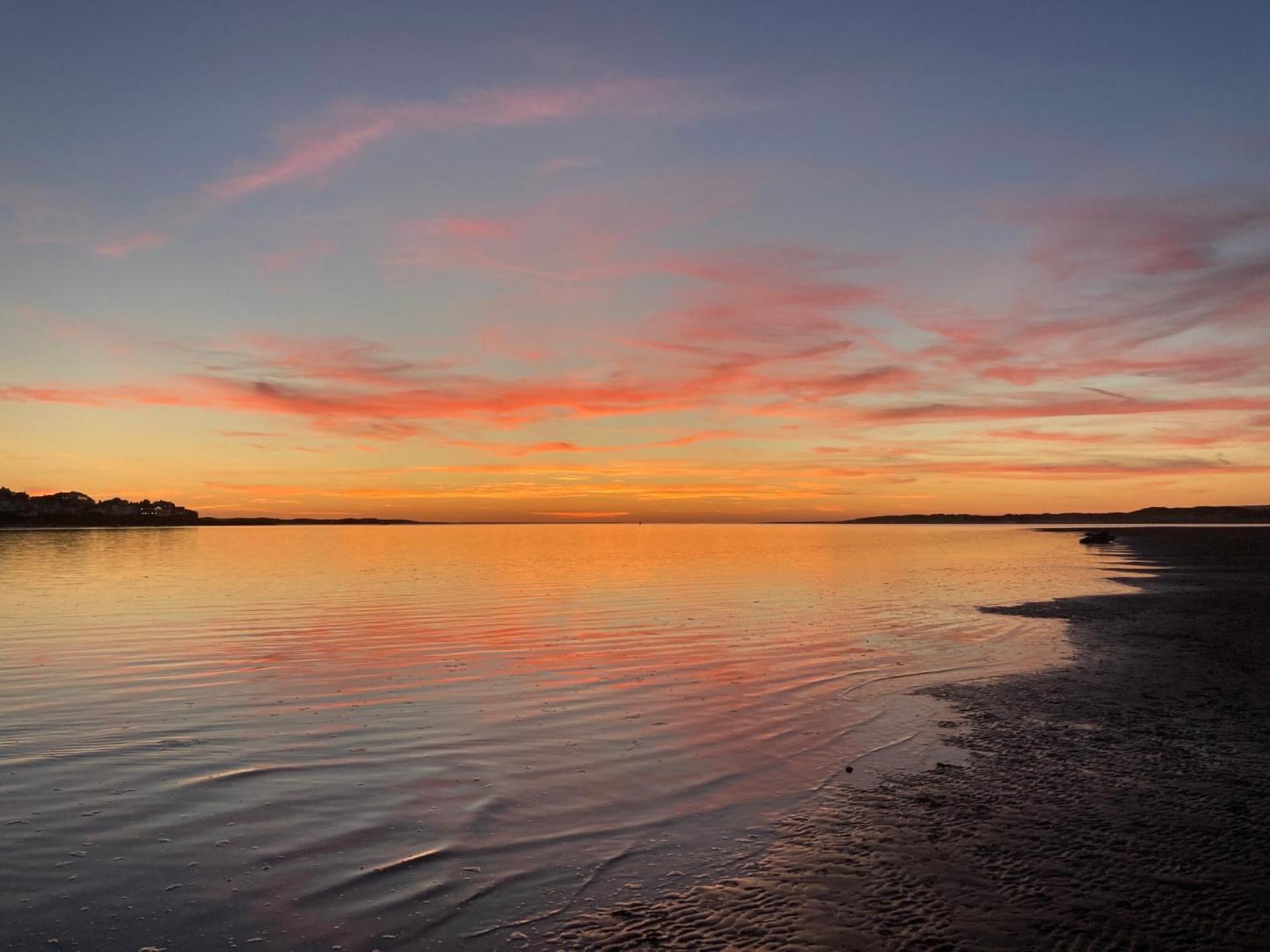 Riversmeet Beach Side Holiday Cottage Instow Exteriör bild